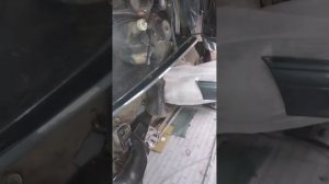 установка передних крыльев на ВАЗ 2108-2115,правильный способ.