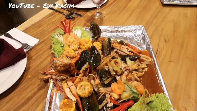 Yee Sang Shell Out Dinner Promotion @Tun Fatimah Riverside Hotel for CNY 2020 смотреть онлайн