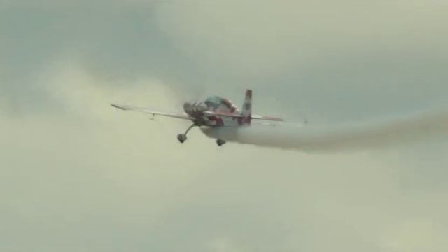 John Taylor Extra 300 Solo Display смотреть онлайн