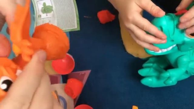 Поросёнок ТВ. Набор Play-Doh DINO. смотреть онлайн