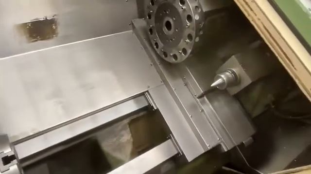 TORNIO CNC ORIZZONTALE TESTA FISSA GILDEMEISTER NEF CT 40 смотреть онлайн
