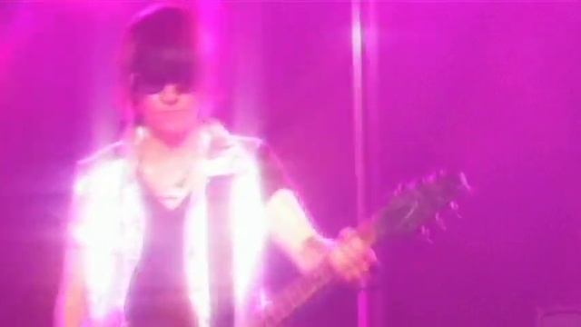 Peaches - Boys Wanna Be Her (HQ Music Video)