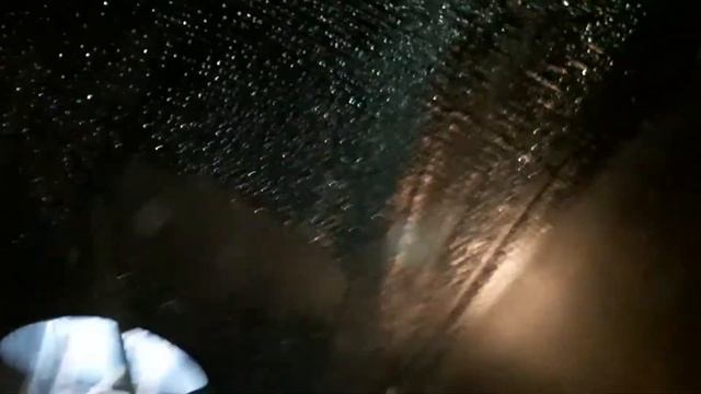 Зачистка скребком колбы вагона цистерны. смотреть онлайн