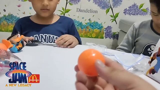 #part1 Unboxing Happy Meal MCD Toys - Space Jam a New Legacy - Lebron James - Lola Bunny - DaffyDuc смотреть онлайн