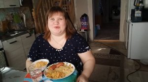 ПРОСТАЯ ЖИЗНЬ 45 МУКБАНГ С ИРИНОЙ МУКБАНГ В РОССИИ РАССКАЗЫВАЮ НАШИ ИСТОРИИ