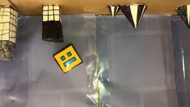 3D Geometry Dash Papercraft - Project Madness смотреть онлайн