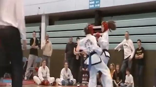HWA RANG TKD Ilona sparring 2 - UK Open 11/11/12 смотреть онлайн