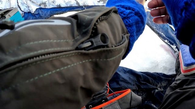 ПОСТАВИЛ ТЯЖЕЛУЮ МОРМЫШКУ и НАЛОВИЛ РЫБЫ! ОБЛОВИЛ ВСЕХ на льду! ЭХОЛОТ ПЕСТРИТ ОТ РЫБЫ. РЫБАЛКА 2024 смотреть онлайн