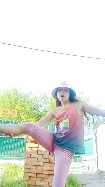 трэнд сколько мой рост #shorts #shorts #shorts смотреть онлайн