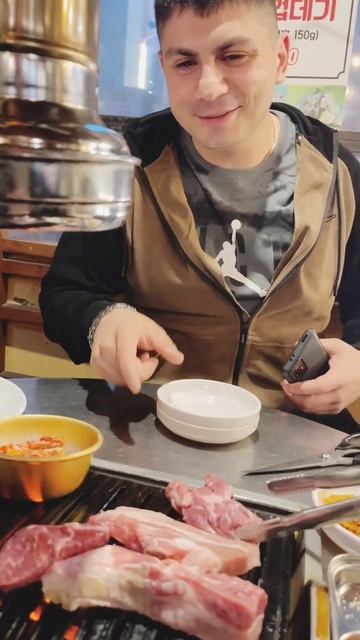 Южная Корея - стереотипы про собак 😂 смотреть онлайн