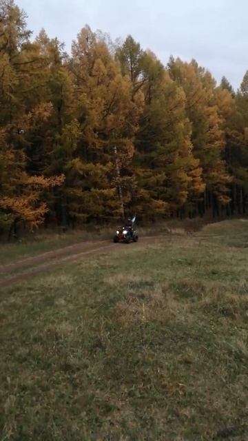 На квадроцикле с флагом Башкортостана. смотреть онлайн
