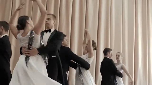 "Хай триває урок!" Веселий кліп до дня працівників освіти. Пародія на "Зацепила меня" смотреть онлайн