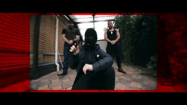 Красное дерево-Миша в деле