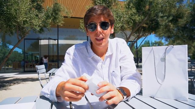 Apple Campus Exclusive Unboxing! смотреть онлайн