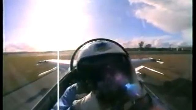 Sukhoi Cobra maneuver смотреть онлайн