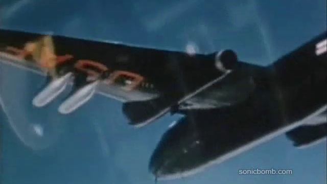 B-57 Canberra смотреть онлайн