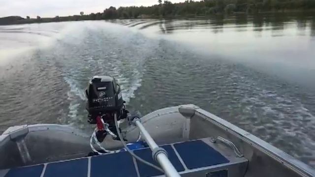 Mercury 5 hp new on Linder Fishing 440 смотреть онлайн