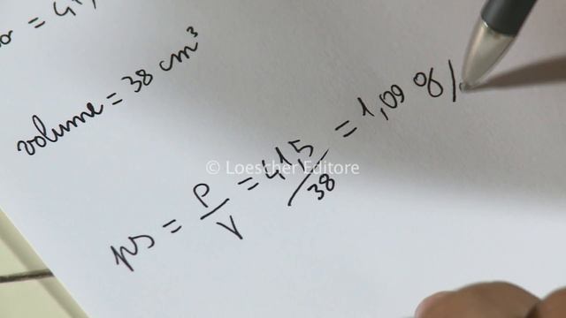 Scienze - Esperimento sul peso specifico di un muscolo смотреть онлайн