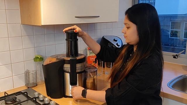 Are You Looking For A Good Electric Juicer In London ?? II Here it is II Silver Crest Juicer II смотреть онлайн