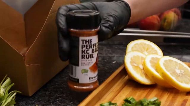 Marinades , Sauces at Épices - Faites en plus avec votre gril | Broil King смотреть онлайн