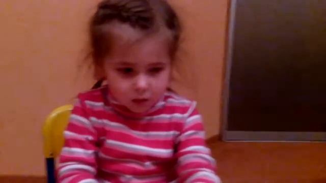 Лепим из пластелина Play Doh мороженое! смотреть онлайн