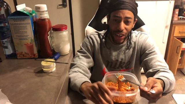 Samyang 2X Spicy HOT Chicken Flavor Ramen Food Review! смотреть онлайн