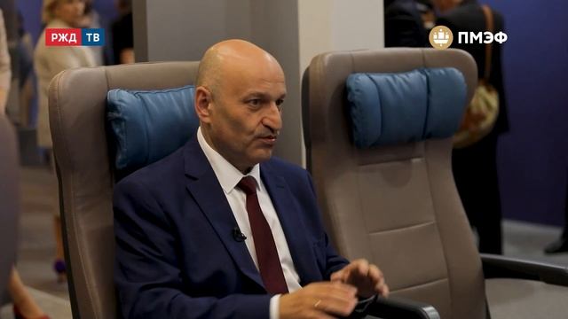 В макете нового поезда 