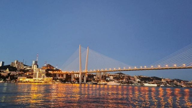 НЕ ЗАКРЫВАЙТЕ ДВЕРИ ИЗНУТРИ смотреть онлайн