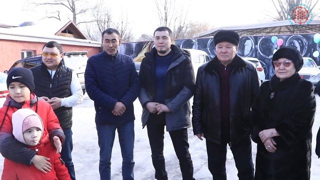 @Сақан Жұмаділов @таскескендік жұмыскеріне @көлік кілтін табыстады. @Видео шынайы эмоцияға толы💥 смотреть онлайн