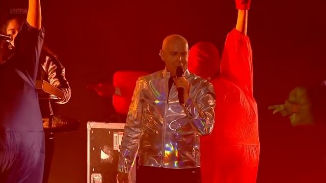 Pet Shop Boys - Go West (Radio 2 Live in Hyde Park #8) ▾ смотреть онлайн