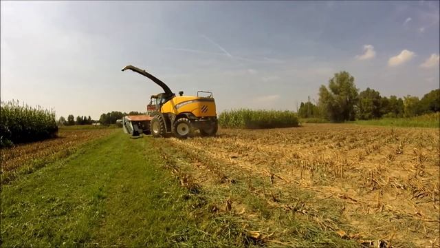 GoPro SILATO 2015 NEW HOLLAND FR 600, CASE CVX 195 CON DUMPER BOSSINI E STEYR CON DUMPER RANDAZZO смотреть онлайн