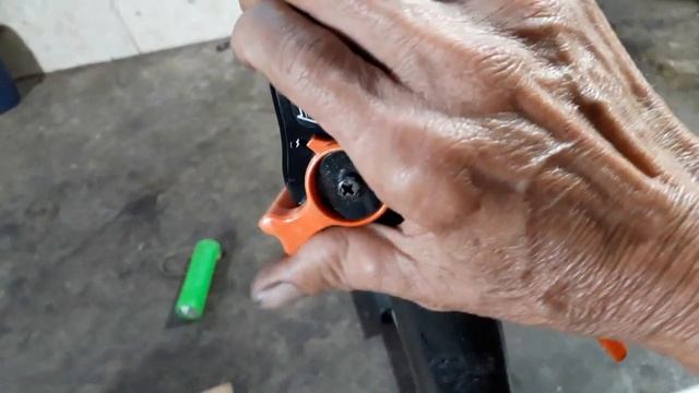 Giới thiệu máy cắt cỏ MARUYAMA BIGM KC23NX nòng 32ly 23cc nhật bãi.Lh 0765959958.(19-2) смотреть онлайн