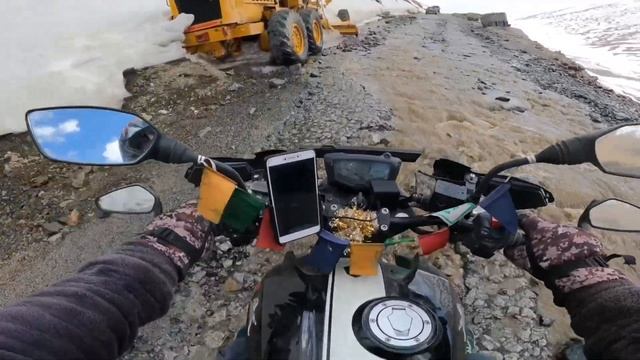 Raste ma itna pani buri tara fas gya / solo leh challenge 2023 #leh #lehladakh2023 #nubravalle смотреть онлайн