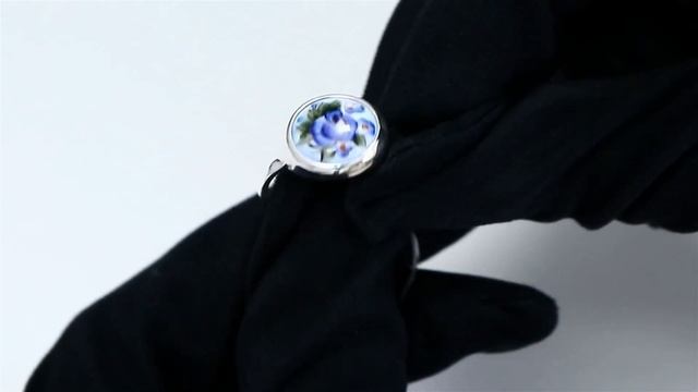 Серебряное кольцо Золотые узоры 96-01-0011-36 с финифтью смотреть онлайн