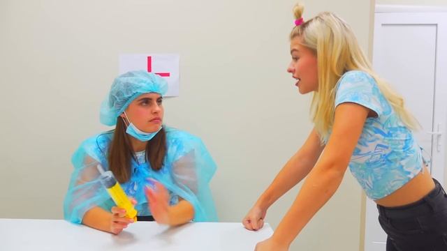 СТАРШЕКЛАСНИЦЫ СТАЛИ МАМОЧКАМИ на 24 Часа ! смотреть онлайн