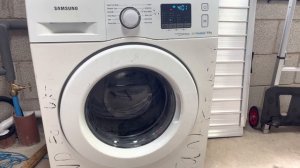 Samsung WF80F5E0W4W outdoor care 20°c 400rpm final spin unbalanced