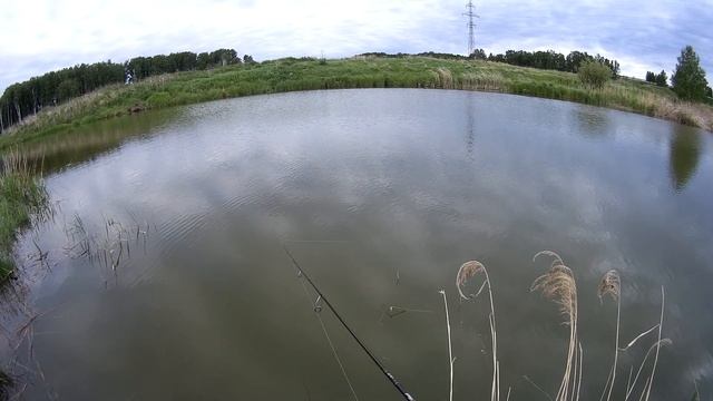 Ловля судака... с микроджигом по мелкоречке. смотреть онлайн