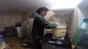 Часть 2  Эксперименты по закармливаемым  лункам  разными кашами.Зимний  Маныч От Юрия Философа