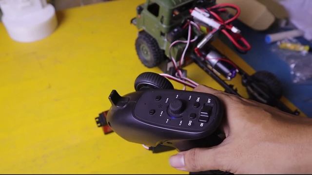 REMOTE CONTROLLER 4 CHANNAL (MODEL :TX) KHMER UNBOXING AND TESTING смотреть онлайн