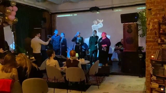 VECHERYAY, RADO - Traditional Bulgarian Folk Song Вечеряй, Радо // Vecheryay, Rado