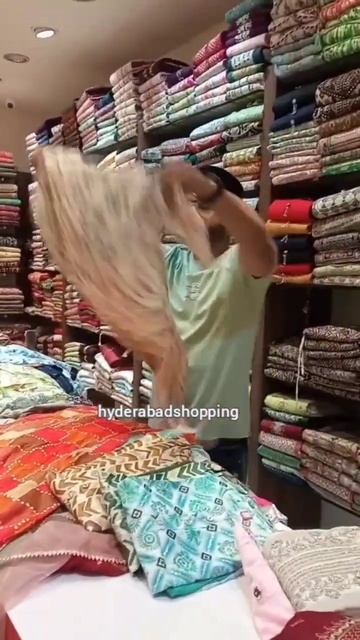 Dhamaka Offers watch upcoming video on Hyderabadshopping#shorts смотреть онлайн