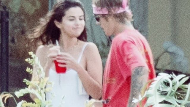 Selena × Justin || Пока в городе пробки смотреть онлайн