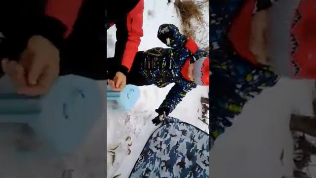 Ловля окуня на малой речке. смотреть онлайн