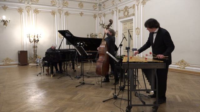 Тарантелла исполненная на вибрафоне. Итальянский танец в джазе. Музыка А.Кондакова смотреть онлайн