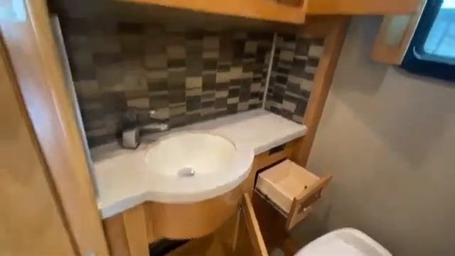 Quick Look 2021 Tiffin Motorhomes Phaeton 37 BH Class A Diesel Motorhome смотреть онлайн