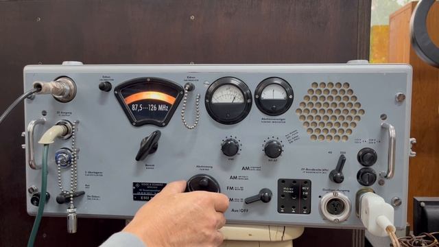 Rohde & Schwarz. ESM-180 смотреть онлайн