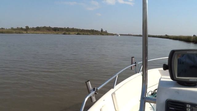 Lancha Shark - Mercury 75 4t - Capitão Gonçalo - Arroio Pelotas смотреть онлайн