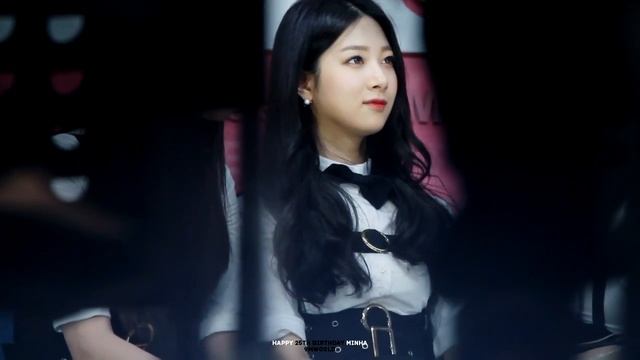 150627 민하 생일이지 모람.. смотреть онлайн