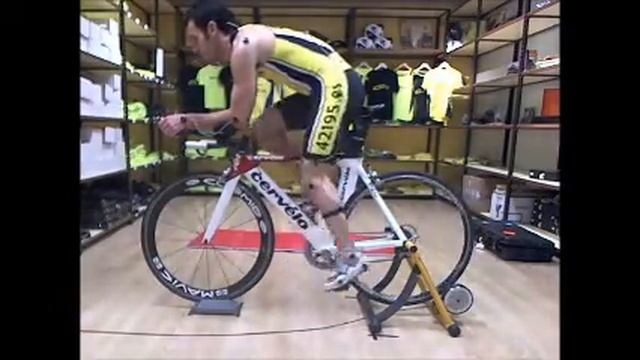 Bike Fit Retull con Hektor Llanos - Despues смотреть онлайн