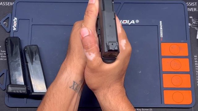 TISAS PX9 Carry Unboxing Review Pt1 смотреть онлайн